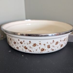 Rare 70s Cottagecore Floral Enamel Skillet - Vibrant Retro Kitchenware